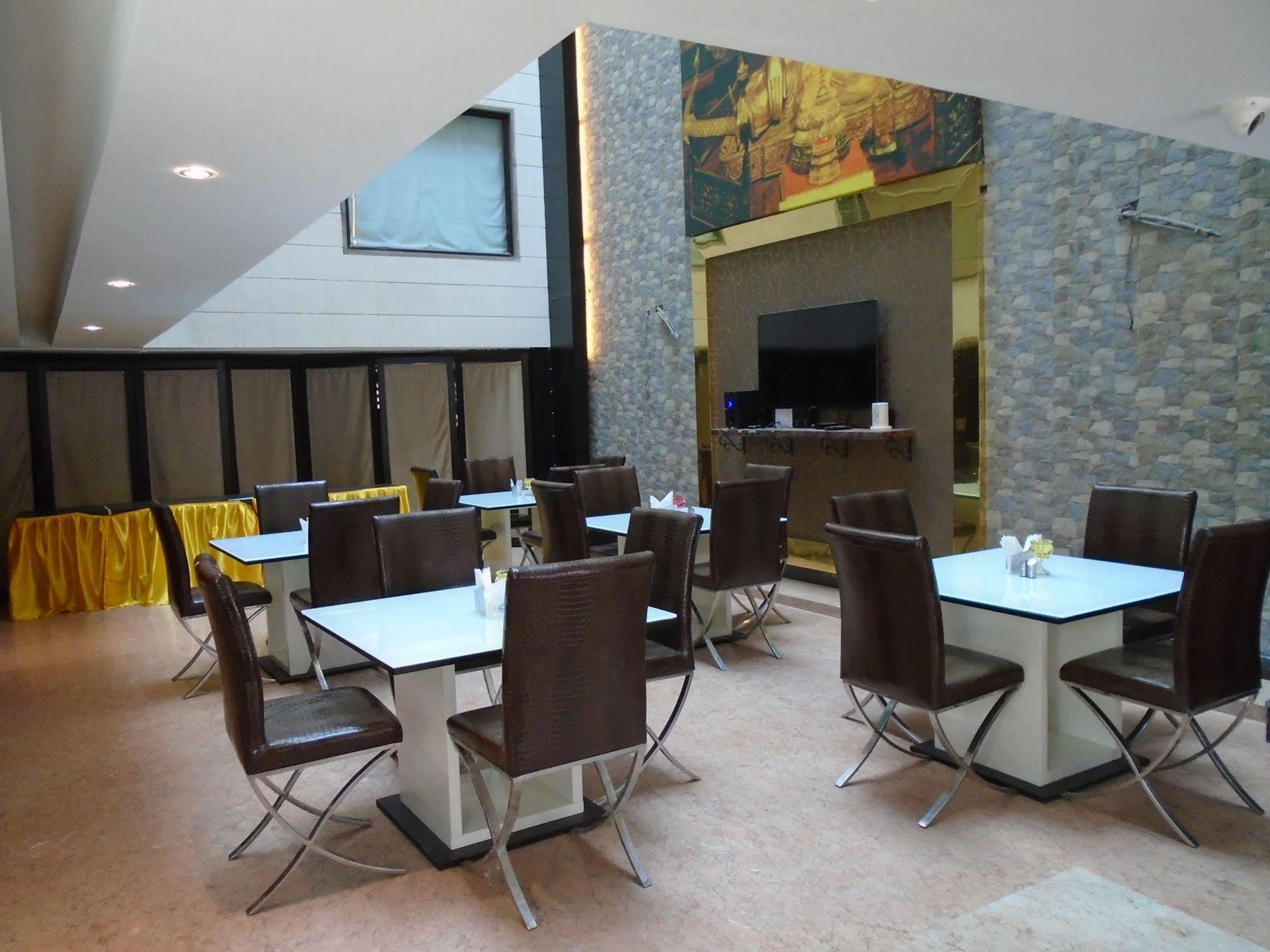 Hotel Gold Souk - Karol Bagh Dillí Exteriér fotografie