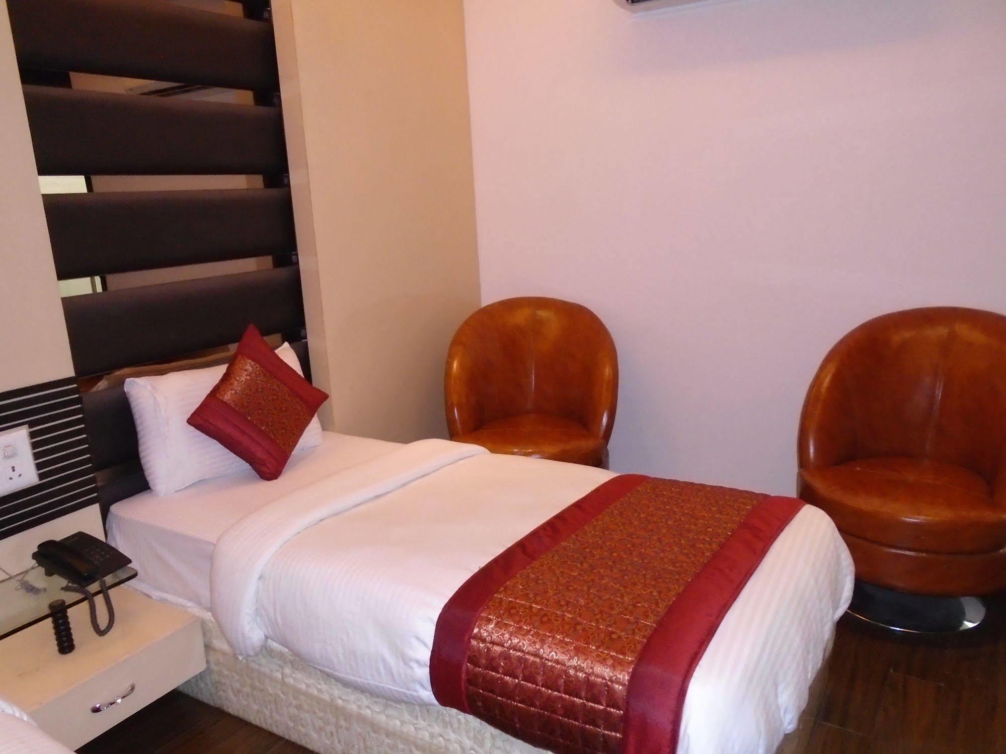 Hotel Gold Souk - Karol Bagh Dillí Exteriér fotografie