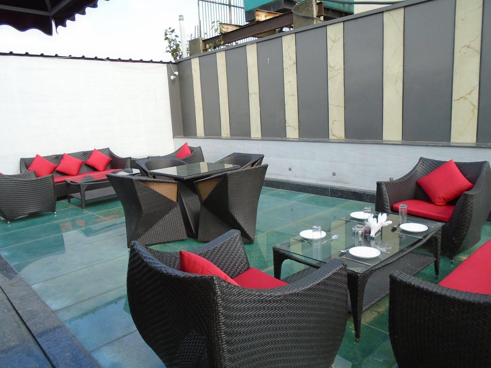 Hotel Gold Souk - Karol Bagh Dillí Exteriér fotografie